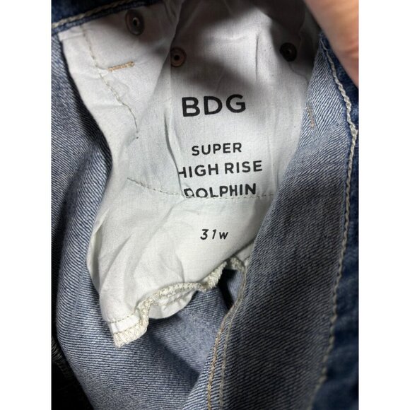 BDG Super High Rise Dolphin Jean Shorts Womens‎ 31W Fray Edge - Picture 3 of 5